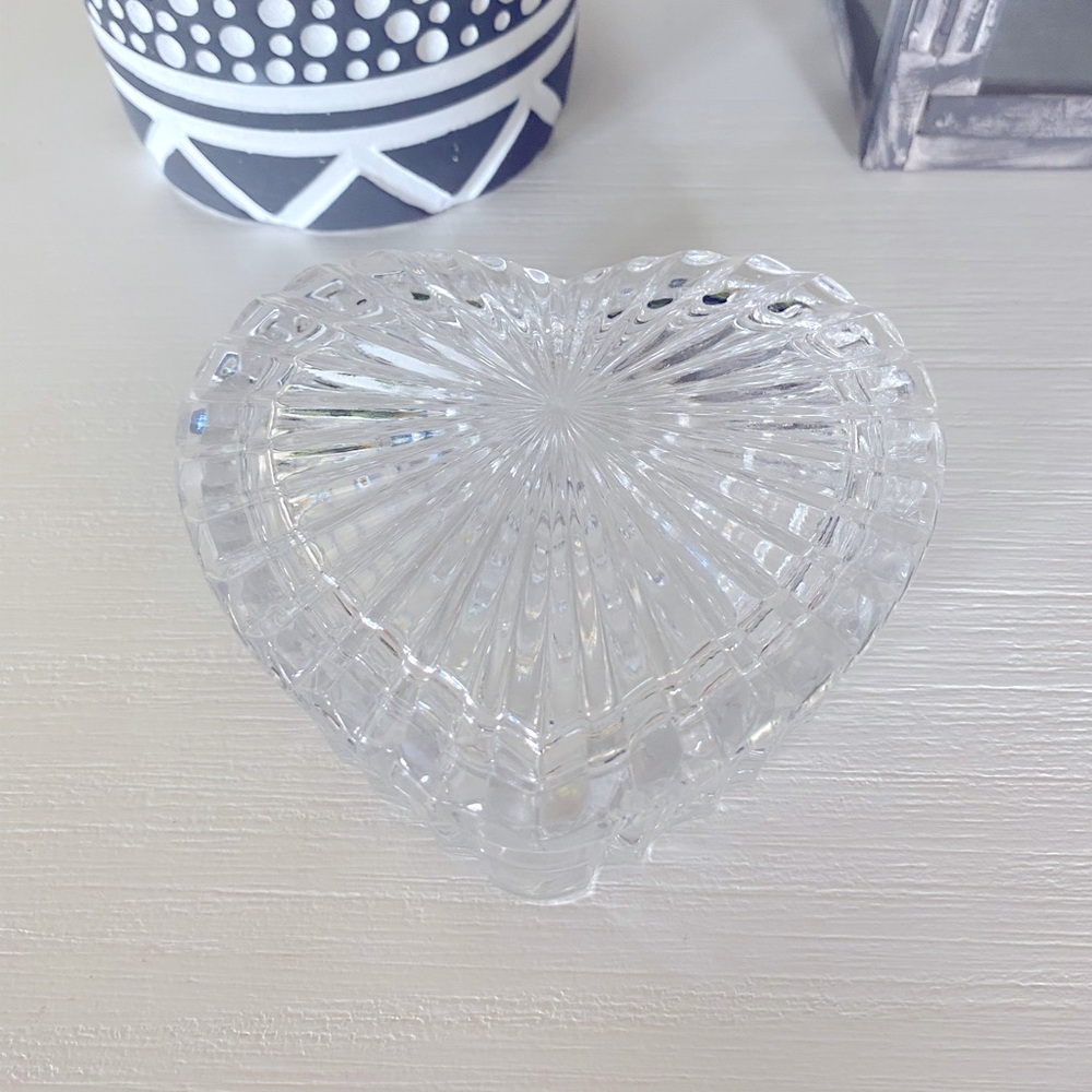 Vintage Cut Glass Heart Shaped Trinket Box Jewelry Dish with Lid Scalloped Edge